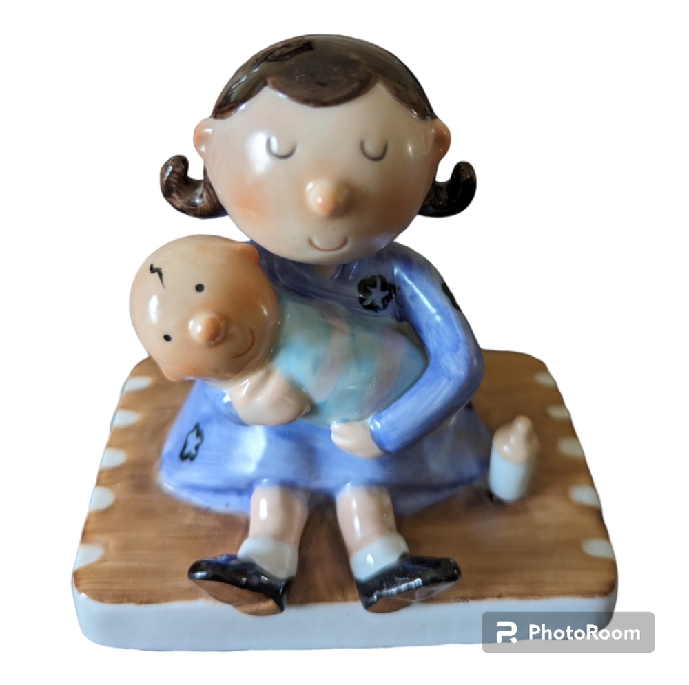 VTG Aldon Joan Berg Victor Bisque Porcelain Figurine Everyone Needs Mother